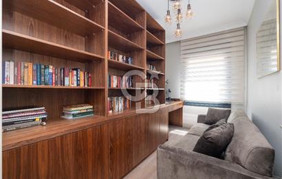 Ömerpaşa Bahariyeli Sokak'ta 5+1 Katta Tek 248m² SATILIK Daire