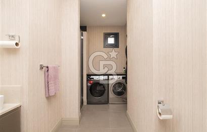 Ömerpaşa Bahariyeli Sokak'ta 5+1 Katta Tek 248m² SATILIK Daire