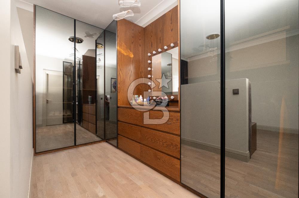 Ömerpaşa Bahariyeli Sokak'ta 5+1 Katta Tek 248m² SATILIK Daire