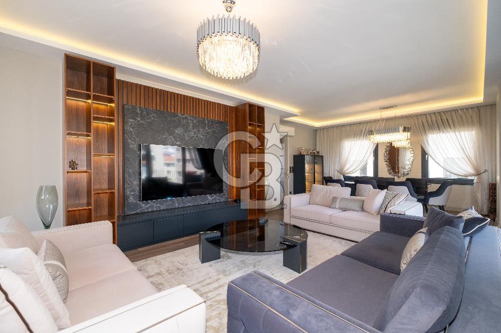 Ömerpaşa Bahariyeli Sokak'ta 5+1 Katta Tek 248m² SATILIK Daire