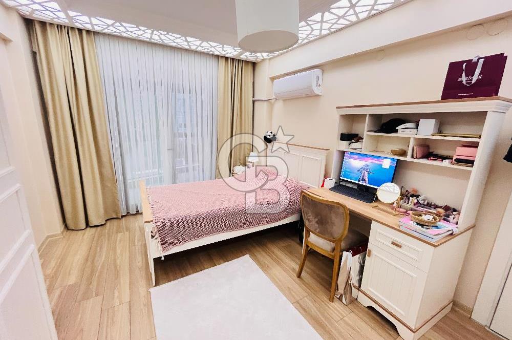 Buca Batı Çıkışı Site İçinde Geniş Kiracısız Satılık 3+1 Daire