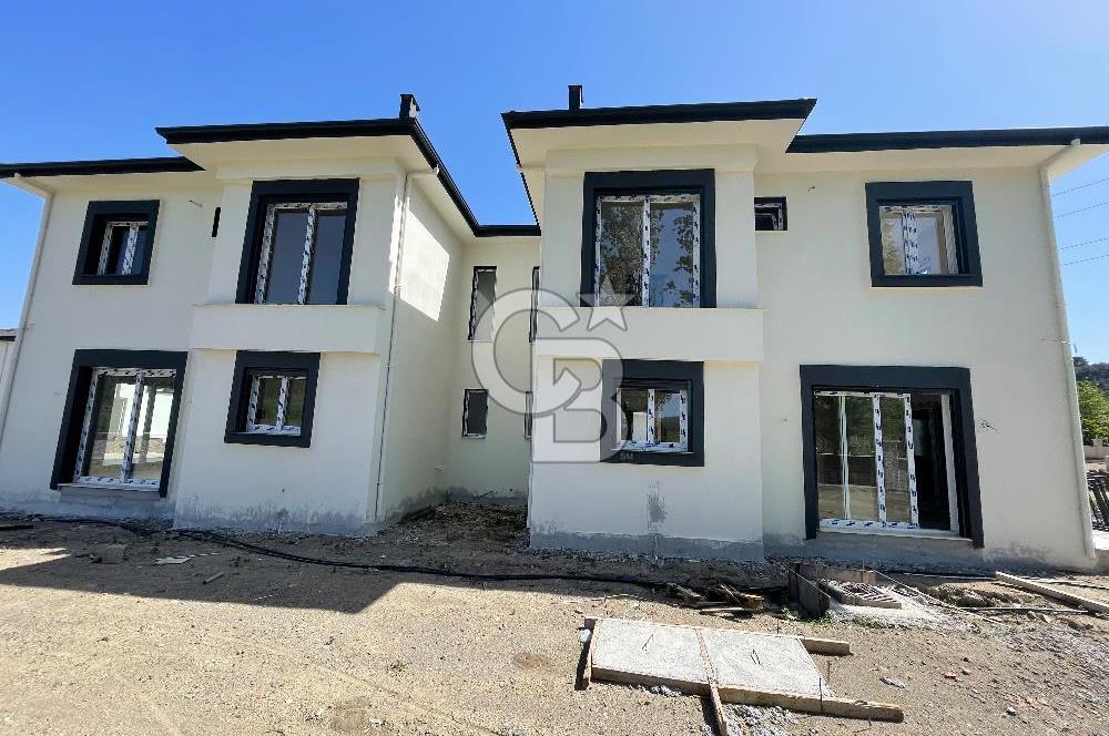 İzmir Seferihisar Kavakdere'de Site İçi Satılık 3+1 Sıfır Villa