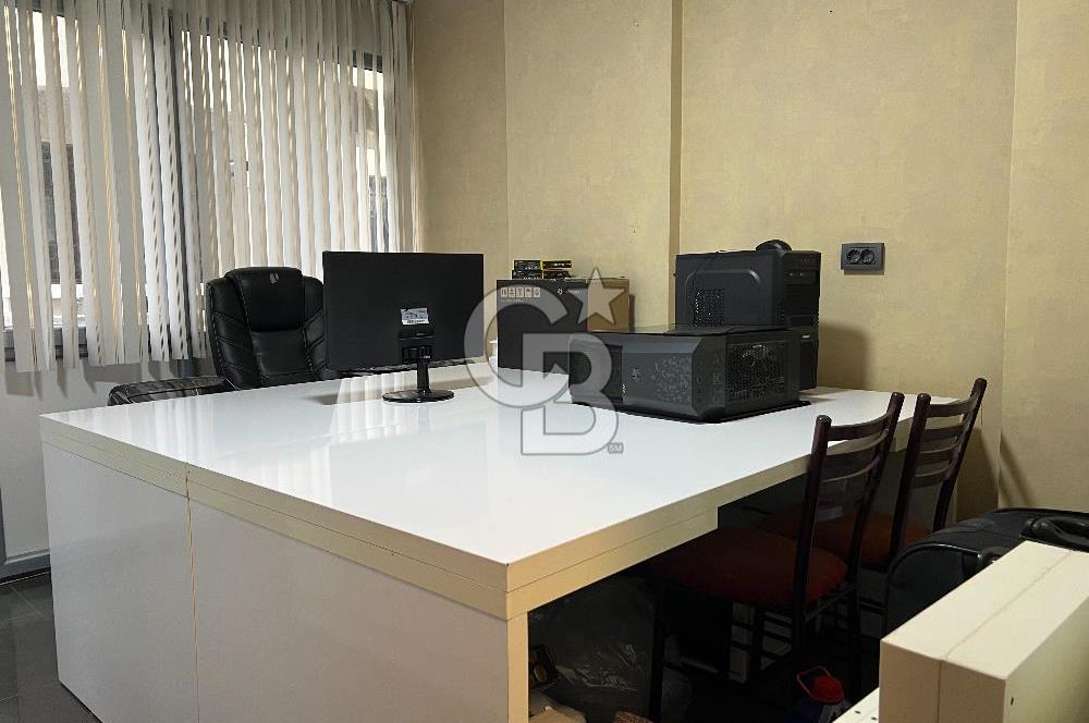 MEBUSEVLERİ ANITKABİR GİRİŞİNDE YENİ BİNADA SATILIK LÜKS OFİS