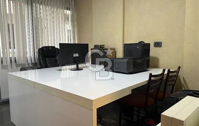 MEBUSEVLERİ ANITKABİR GİRİŞİNDE YENİ BİNADA SATILIK LÜKS OFİS