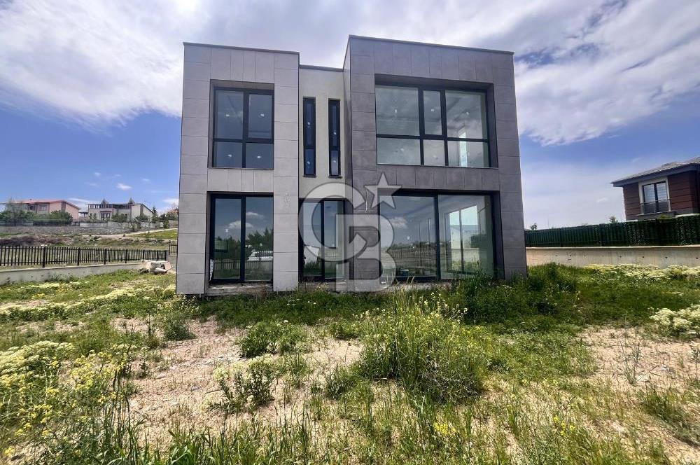 Cb Vizyon Tuğba ERKAL'dan Modern Mimari Natamam Müstakil Villa