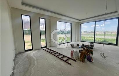 Cb Vizyon Tuğba ERKAL'dan Modern Mimari Natamam Müstakil Villa
