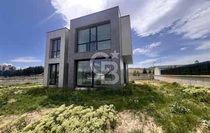 Cb Vizyon Tuğba ERKAL'dan Modern Mimari Natamam Müstakil Villa
