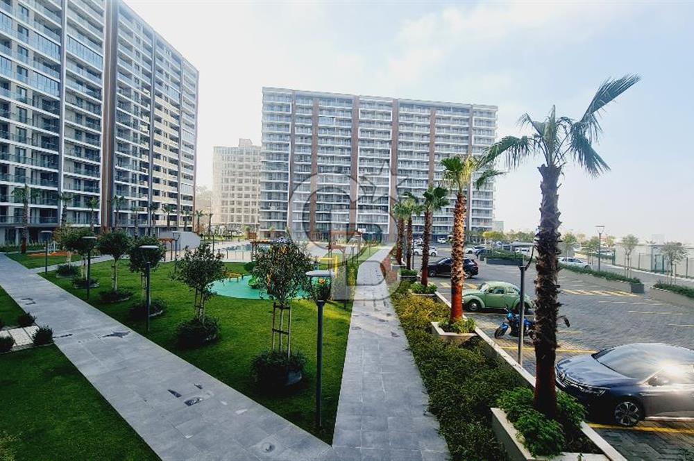 Manisa Meydan Sitesi Havuz Cephe Eşyalı Kiralık 1+1 Daire