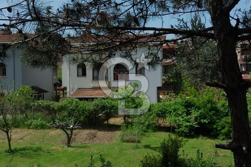  Şile Ağva Merkezde Nehir Kenarında, 2 ayrı daireli Müstakil Ev ve 800 m2 Bahçe 