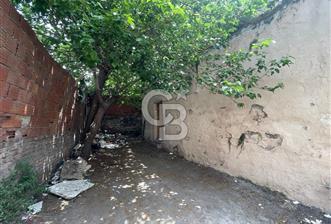 Konak Pazaryeri'nde 542 m2 Kat karşılığı Arsa