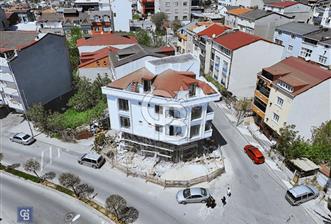 SATILIK ARNAVUTKÖY' DE CADDE CEPHELİ SIFIR BİNA