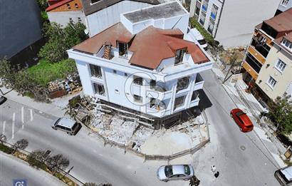 SATILIK ARNAVUTKÖY' DE CADDE CEPHELİ SIFIR BİNA
