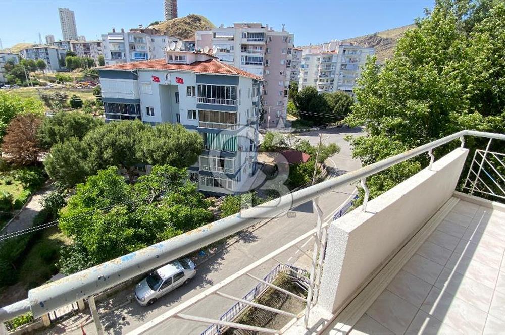 Zübeyde hanım mahallesi 3+1 satılık daire