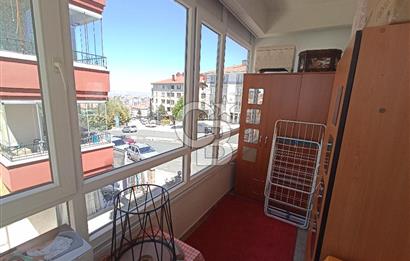 CEVİZLİDERE CADDESİNDE ARA KATTA MASRAFSIZ SATILIK 3+1 DAİRE