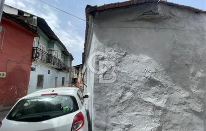 Konak Pazaryeri'nde 542 m2 Kat karşılığı Arsa