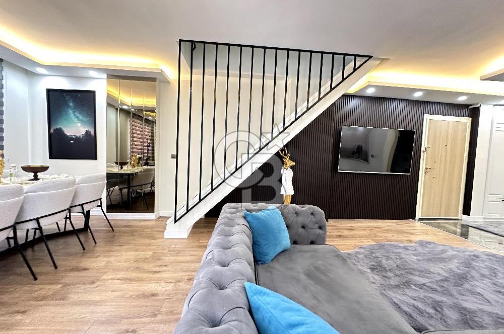 Sancaktepe İnönü Mah. Özel Mimarili 3+1 Çatı Dubleksi ve Teraslı Satılık Daire​​