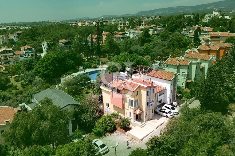 Mersin Mezitli Kuyuluk Çamlıca Mah.de Site İçi Satılık Villa