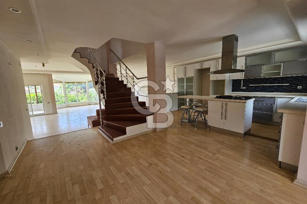 Mersin Mezitli Kuyuluk Çamlıca Mah.de Site İçi Satılık Villa