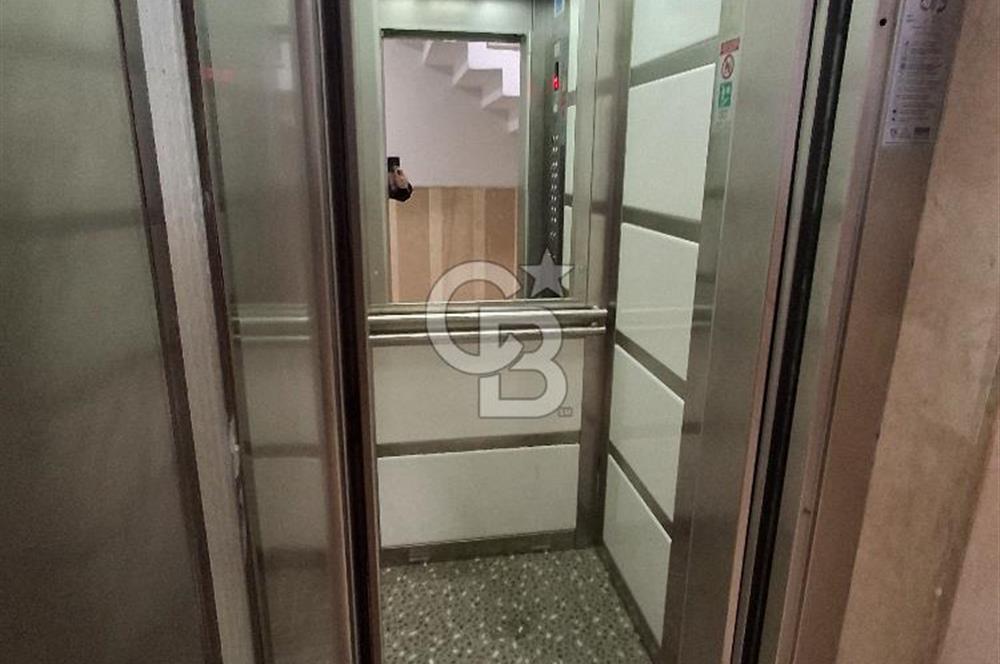 Kadıköy Sahrayıcedit Mahallesi Site İçerisinde Satılık 3+1 Daire