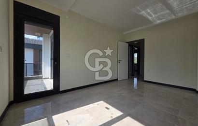 Sefa Çamlık Laka'da Site İçinde Satılık Müstakil Lüx 5+1 Villa