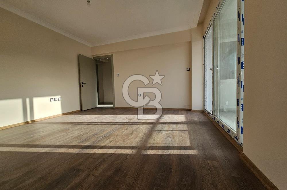 Ali Çetinkaya'da Ara Kat Ön Cephe Sıfırlanmış Satılık 2+1 Daire