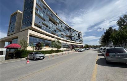 MUSTAFA KEMAL MAH. VIA GREEN PLAZA DA SATILIK 1+1 OFİS-İŞYERİ