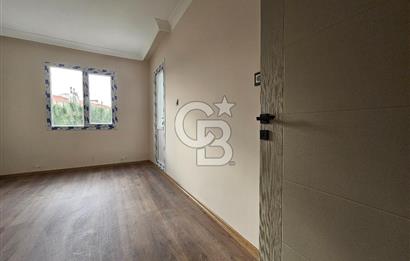 Ali Çetinkaya'da Ara Kat Ön Cephe Sıfırlanmış Satılık 2+1 Daire