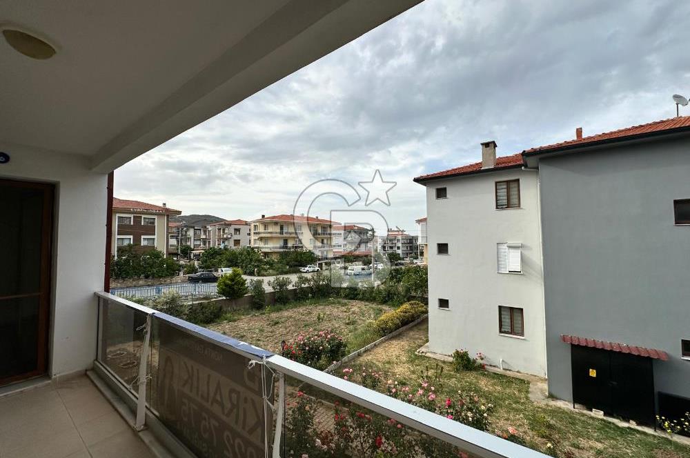 Yenifoça Site İçerisinde Kiralık 2+1 Daire
