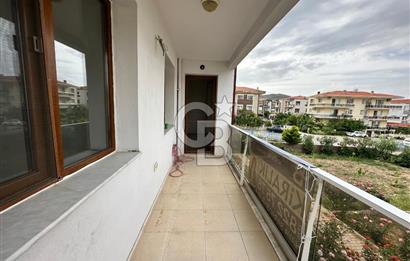 Yenifoça Site İçerisinde Kiralık 2+1 Daire