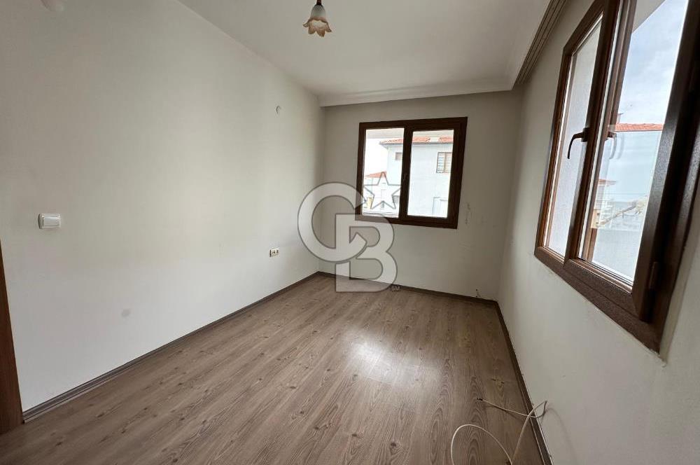 Yenifoça Site İçerisinde Kiralık 2+1 Daire