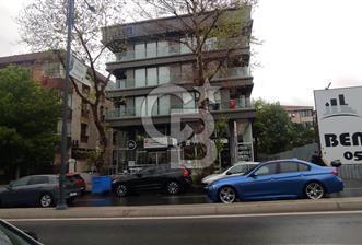 ACIBADEM  CADDESİNDE METROBÜSE YAKIN KİRALIK İŞYERİ