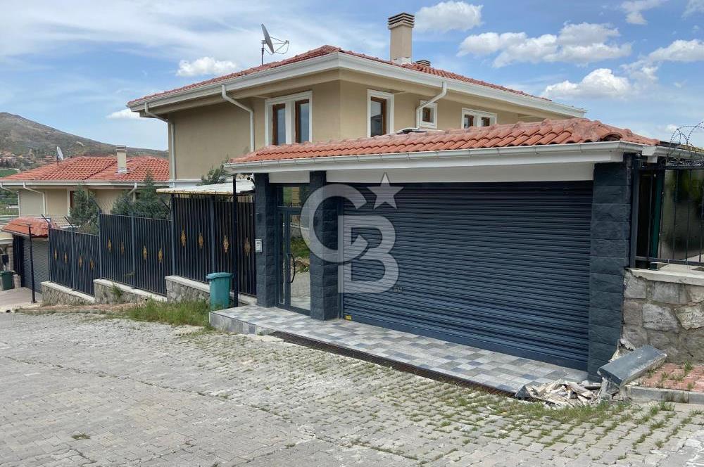 MEBUSKENT'DE 3 KATLI FULL YAPILI 7+2 GENİŞ TİP LÜKS VİLLA