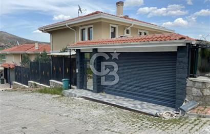 MEBUSKENT'DE 3 KATLI FULL YAPILI 7+2 GENİŞ TİP LÜKS VİLLA