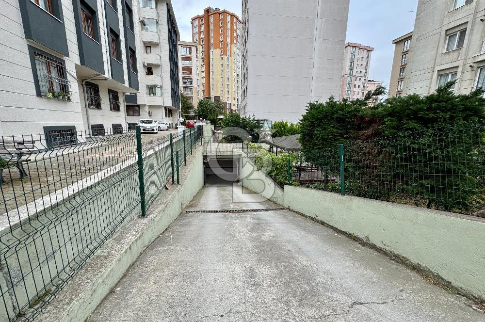 KÜÇÜKBAKKALKÖY’DE CADDE ÜZERİ GENÇ BİNADA 7. KATTA GENİŞ 2+1