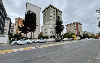 KÜÇÜKBAKKALKÖY’DE CADDE ÜZERİ GENÇ BİNADA 7. KATTA GENİŞ 2+1