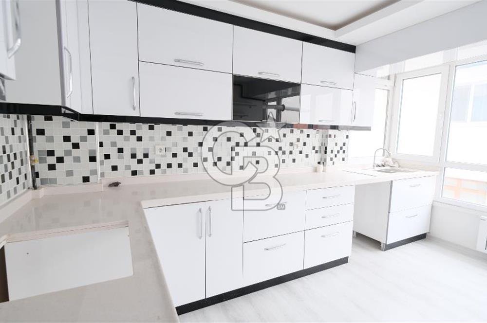 ALSANCAKTA GENİŞ ve AYDINLIK 3+1 SATILIK DAİRE - Kat Avantajlı!
