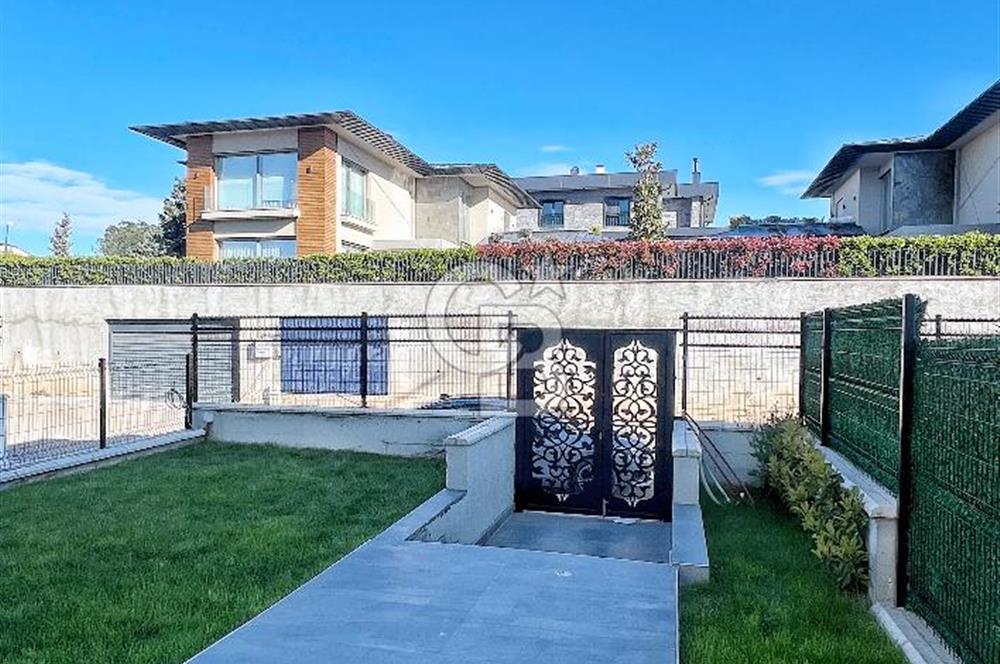 URSA NİLÜFER GÜMÜŞTEPE DE HARİKA SATILIK 4+1 VİLLA