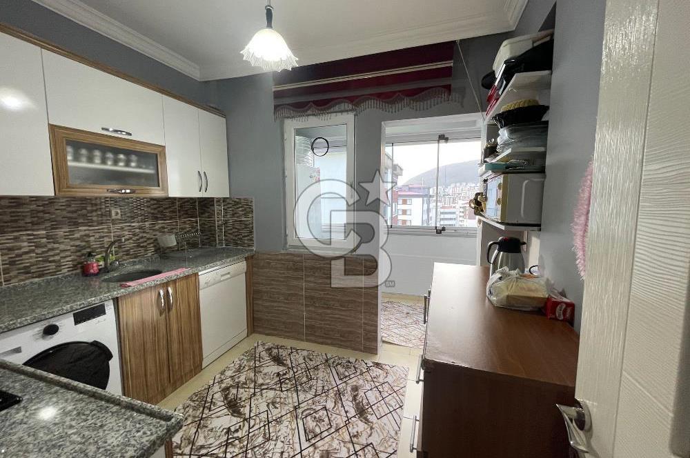 COLDWELL BANKER'DEN TEKEREKTE KENT YÜZBAŞI APT. SATILIK 3+1 