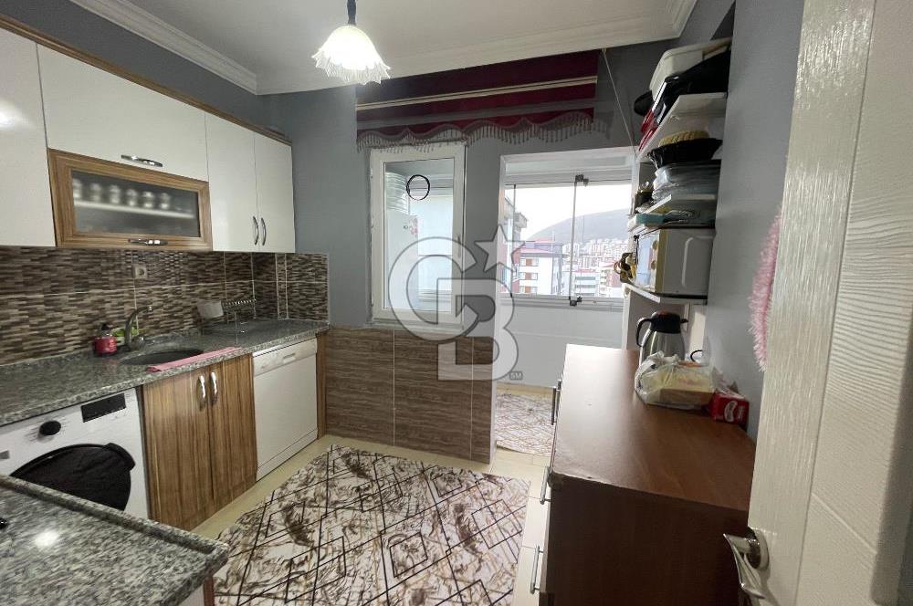 COLDWELL BANKER'DEN TEKEREKTE KENT YÜZBAŞI APT. SATILIK 3+1 