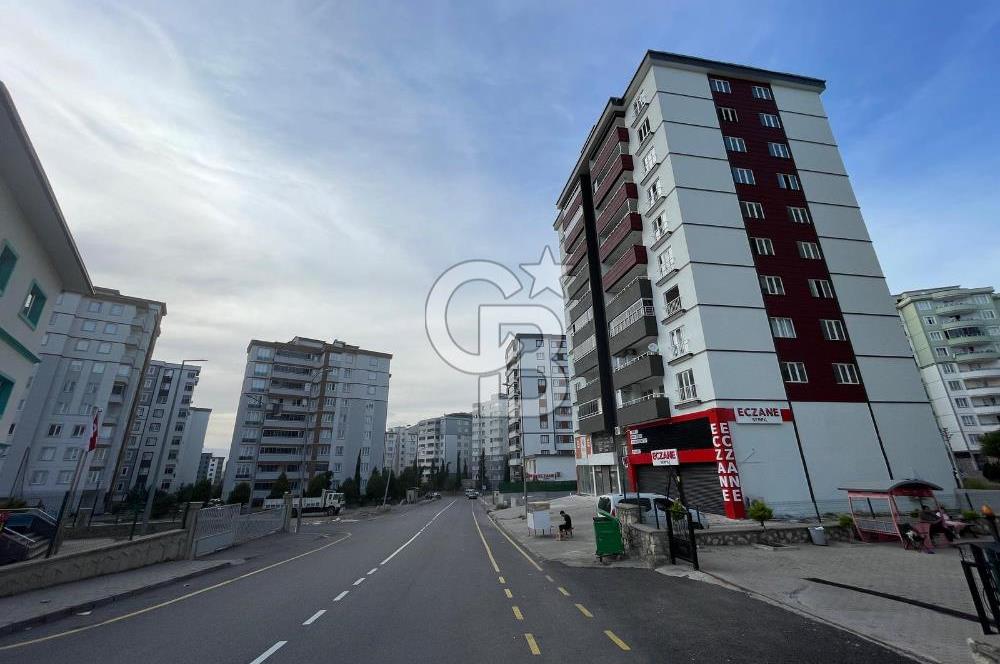COLDWELL BANKER'DEN TEKEREKTE KENT YÜZBAŞI APT. SATILIK 3+1 