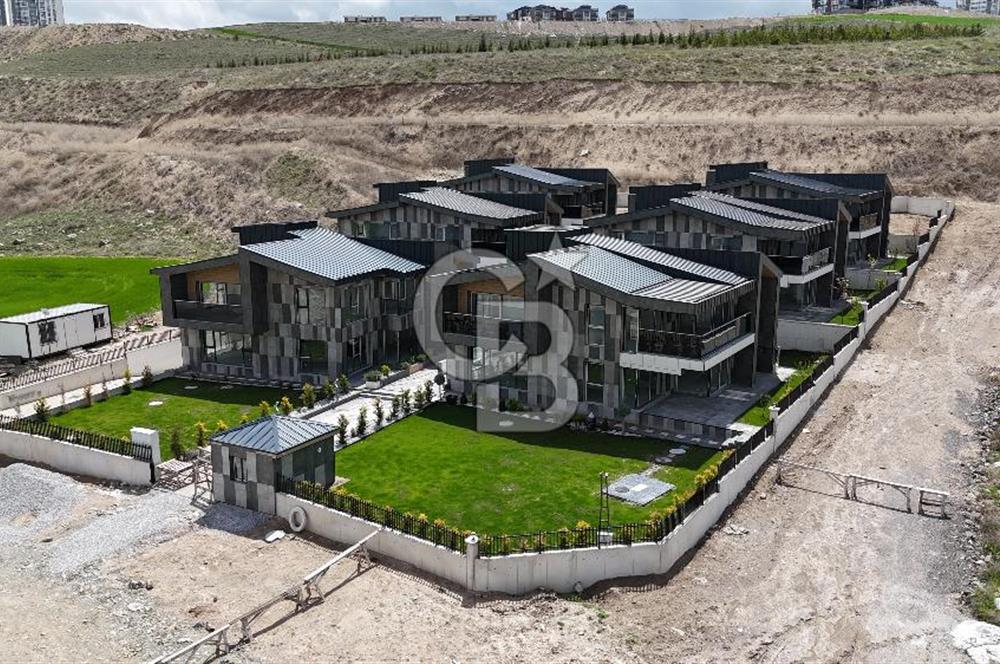 ÇAYYOLU ALACAATLI DA 7+1 NATAMAM SATILIK VİLLA