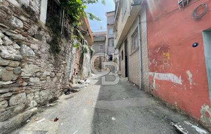 Konak Pazaryeri'nde 542 m2 Kat karşılığı Arsa