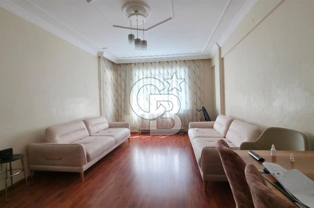 Rumeli Caddesinde 90m2, 1.kat 2+1, Balkonlu Satılık Daire