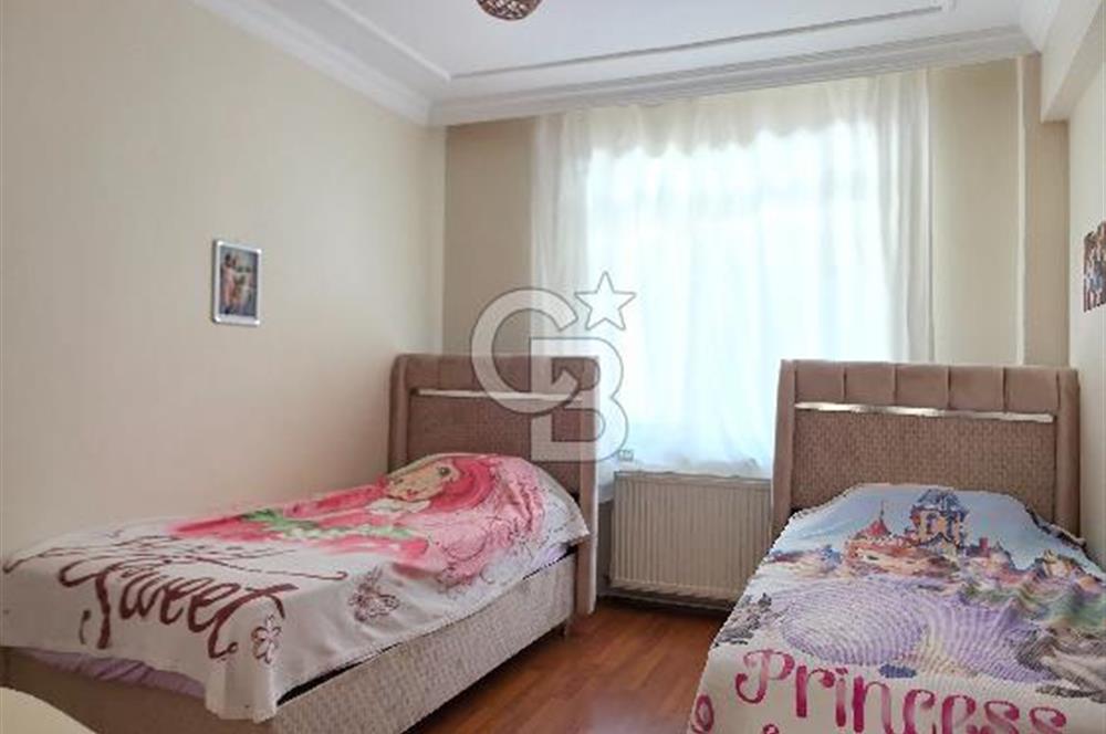 Rumeli Caddesinde 90m2, 1.kat 2+1, Balkonlu Satılık Daire