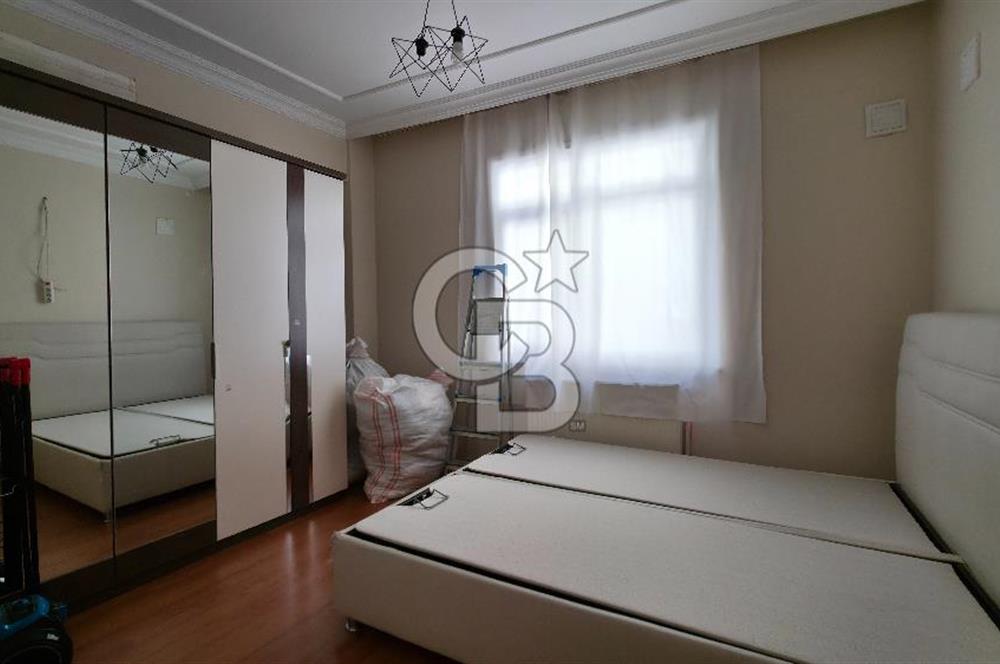 Rumeli Caddesinde 90m2, 1.kat 2+1, Balkonlu Satılık Daire