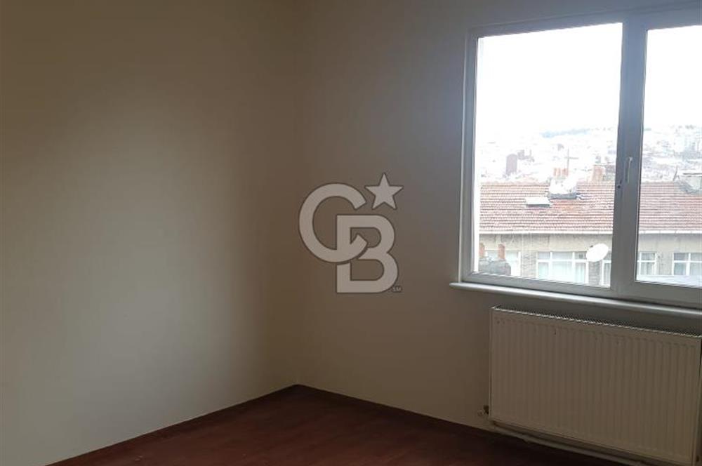 BEYOĞLU SURURİ'DE FERAH 2+1 DAİRE
