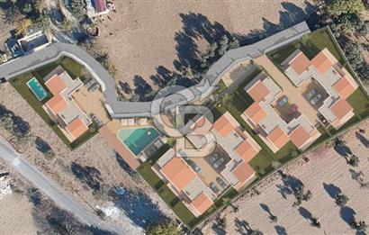 FOÇA KOZBEYLİ'DE DOĞA SİTESİNDE LOFT DUBLEKSLER