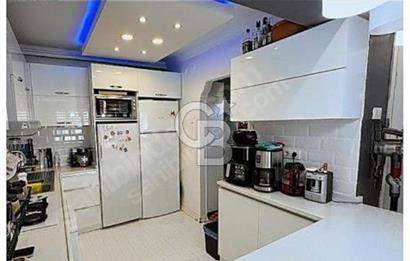 KARŞIYAKA RÜŞTÜ ŞARDAĞ CADDESİ ÜZERİNDE 3+1 SATILIK DAİRE 