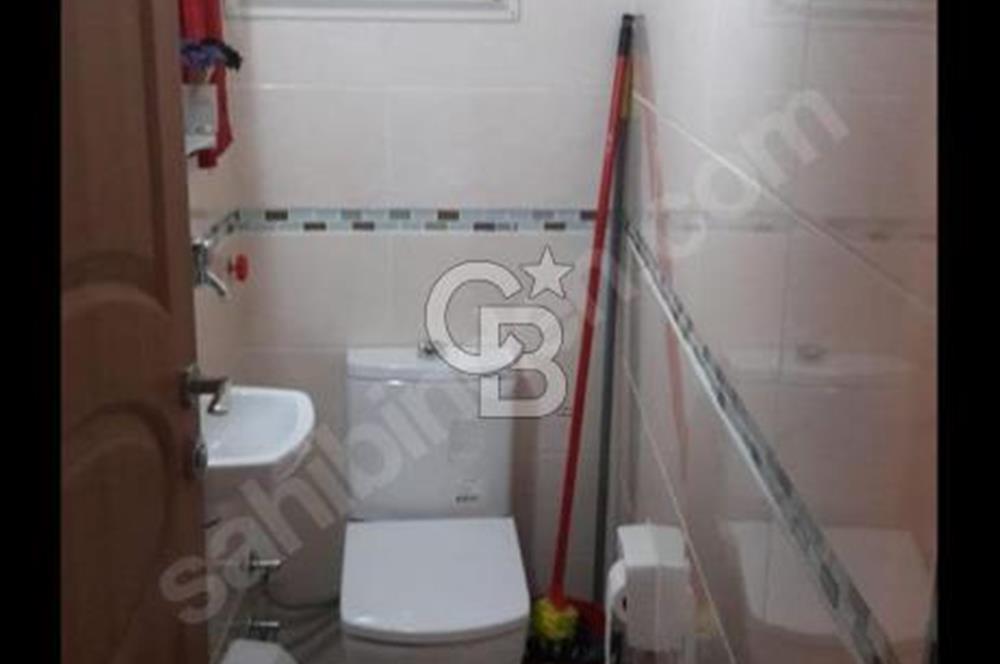 KARŞIYAKA RÜŞTÜ ŞARDAĞ CADDESİ ÜZERİNDE 3+1 SATILIK DAİRE 