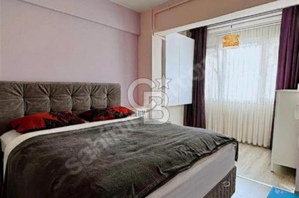 KARŞIYAKA RÜŞTÜ ŞARDAĞ CADDESİ ÜZERİNDE 3+1 SATILIK DAİRE 